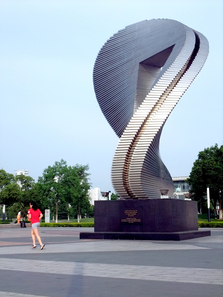 DSCFa0241(001).jpg
